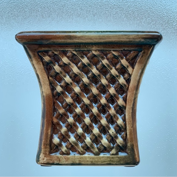 Brown Porcelain Ceramic Basket Pattern Square Pillar Candleholder ~ 4-1/2” - Picture 9 of 11